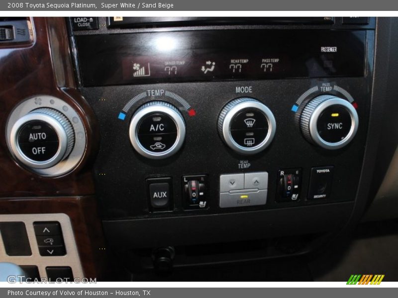 Super White / Sand Beige 2008 Toyota Sequoia Platinum