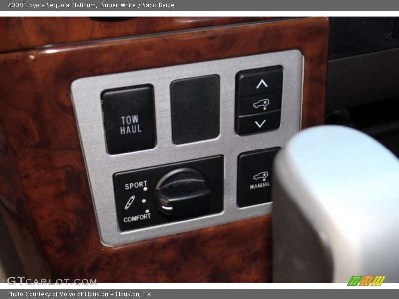 Super White / Sand Beige 2008 Toyota Sequoia Platinum