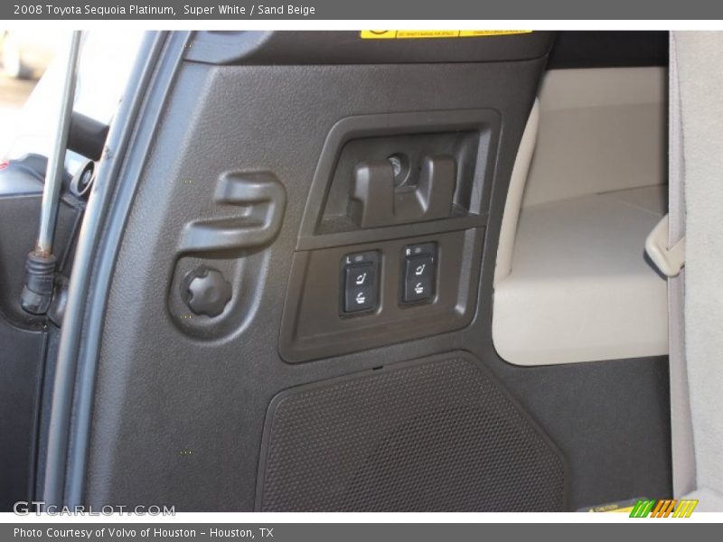 Super White / Sand Beige 2008 Toyota Sequoia Platinum