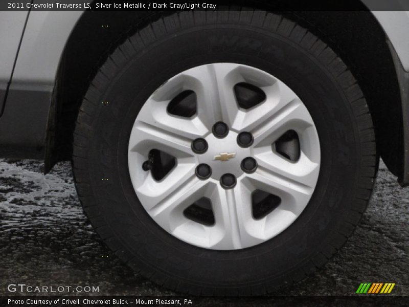 Silver Ice Metallic / Dark Gray/Light Gray 2011 Chevrolet Traverse LS