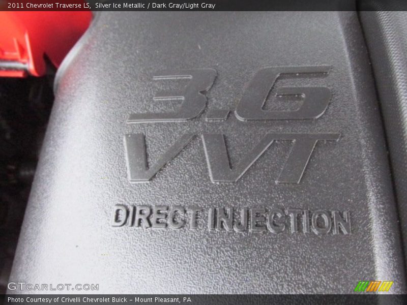 Silver Ice Metallic / Dark Gray/Light Gray 2011 Chevrolet Traverse LS