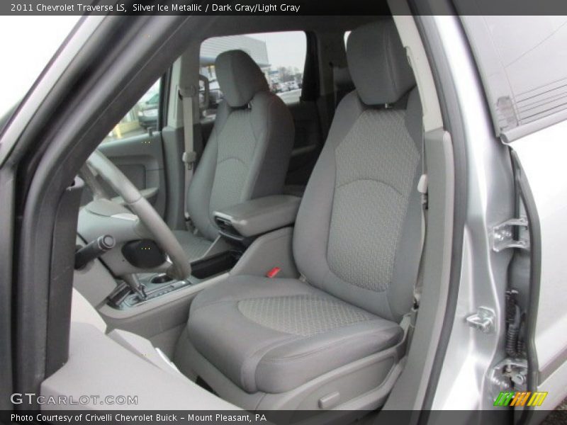 Silver Ice Metallic / Dark Gray/Light Gray 2011 Chevrolet Traverse LS