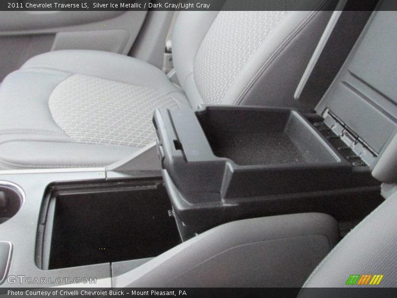 Silver Ice Metallic / Dark Gray/Light Gray 2011 Chevrolet Traverse LS