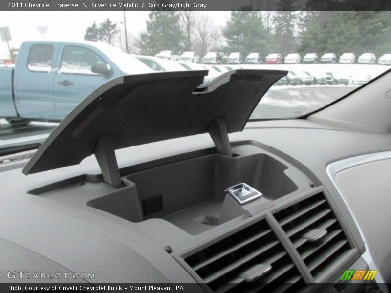 Silver Ice Metallic / Dark Gray/Light Gray 2011 Chevrolet Traverse LS