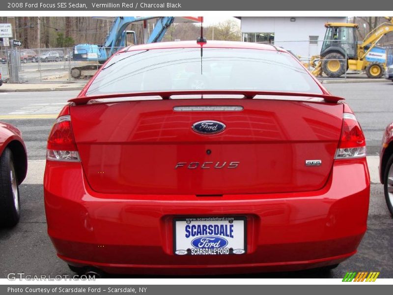 Vermillion Red / Charcoal Black 2008 Ford Focus SES Sedan