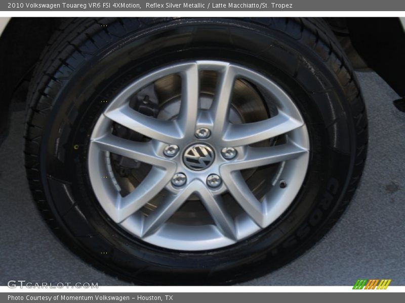 Reflex Silver Metallic / Latte Macchiatto/St. Tropez 2010 Volkswagen Touareg VR6 FSI 4XMotion