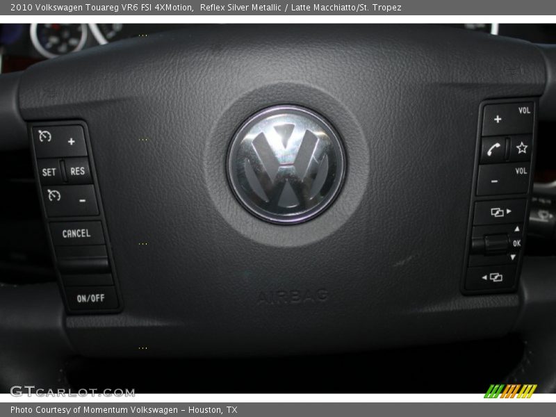 Reflex Silver Metallic / Latte Macchiatto/St. Tropez 2010 Volkswagen Touareg VR6 FSI 4XMotion