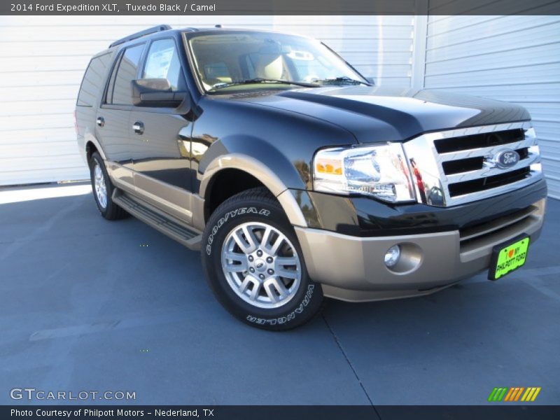 Tuxedo Black / Camel 2014 Ford Expedition XLT