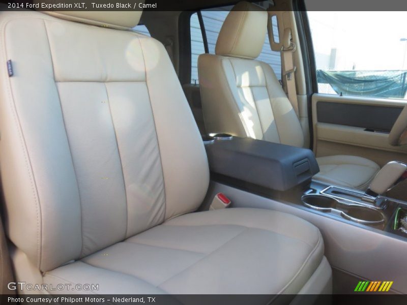 Tuxedo Black / Camel 2014 Ford Expedition XLT