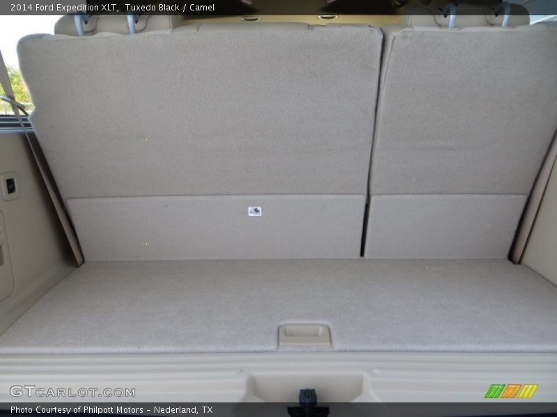 Tuxedo Black / Camel 2014 Ford Expedition XLT