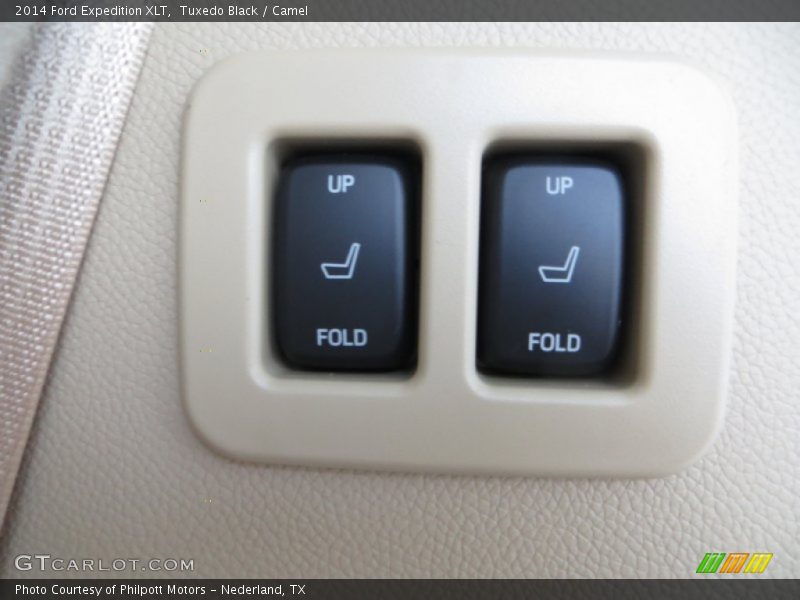 Tuxedo Black / Camel 2014 Ford Expedition XLT