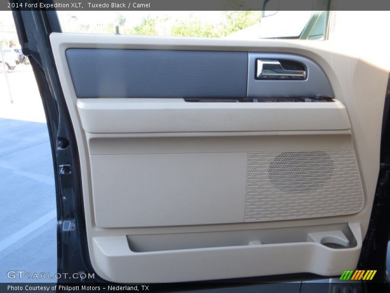 Tuxedo Black / Camel 2014 Ford Expedition XLT