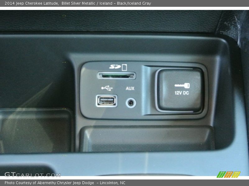 Billet Silver Metallic / Iceland - Black/Iceland Gray 2014 Jeep Cherokee Latitude