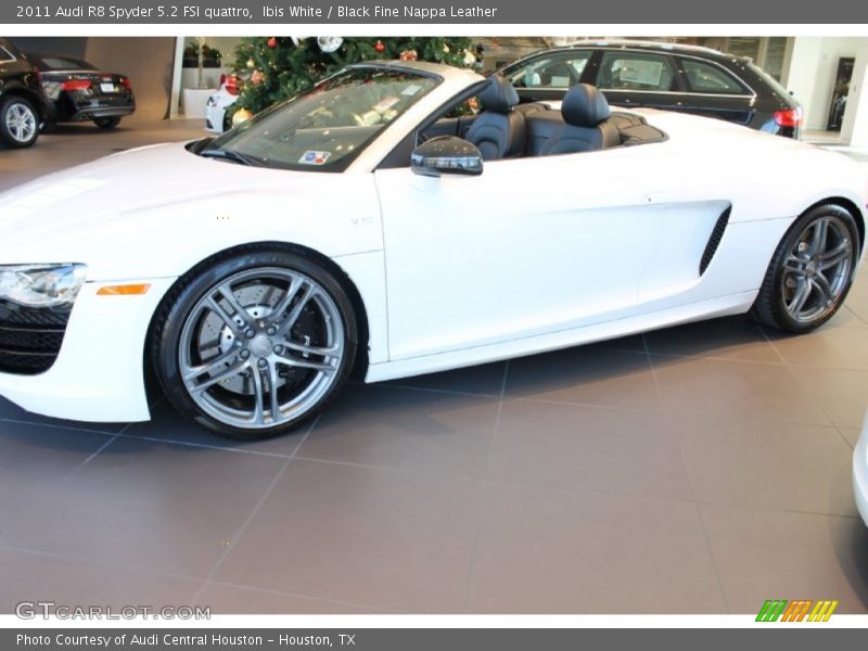 Ibis White / Black Fine Nappa Leather 2011 Audi R8 Spyder 5.2 FSI quattro