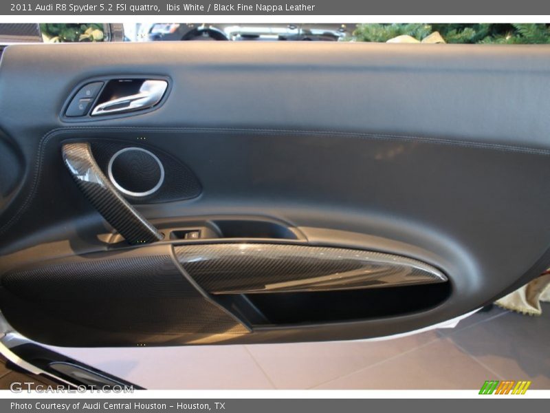 Ibis White / Black Fine Nappa Leather 2011 Audi R8 Spyder 5.2 FSI quattro