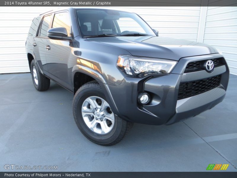 Magnetic Gray Metallic / Graphite 2014 Toyota 4Runner SR5