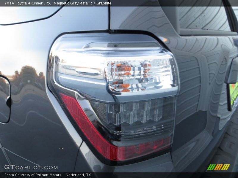 Magnetic Gray Metallic / Graphite 2014 Toyota 4Runner SR5