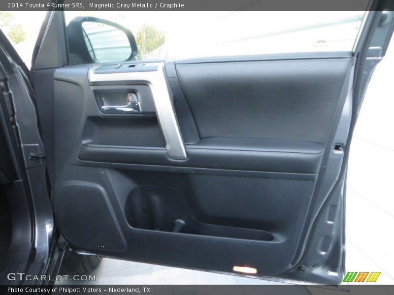 Magnetic Gray Metallic / Graphite 2014 Toyota 4Runner SR5