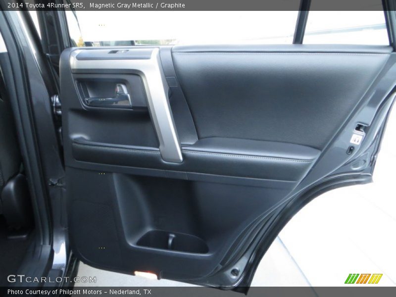 Magnetic Gray Metallic / Graphite 2014 Toyota 4Runner SR5