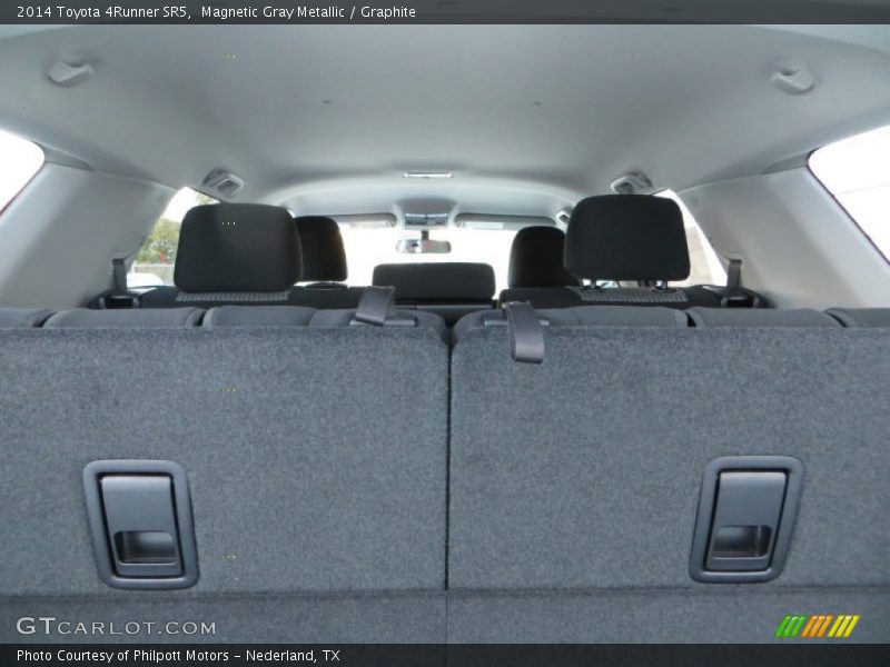 Magnetic Gray Metallic / Graphite 2014 Toyota 4Runner SR5