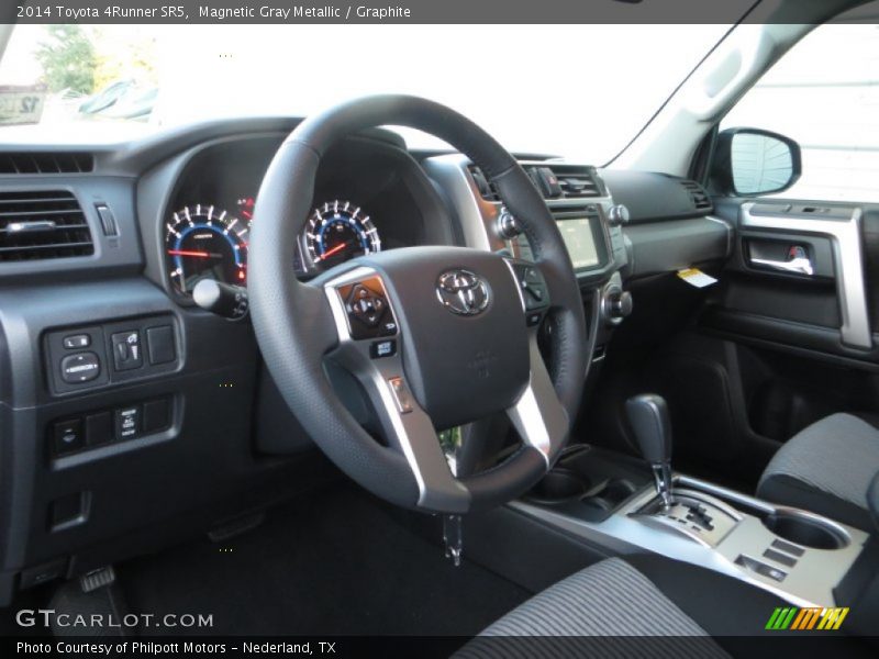 Magnetic Gray Metallic / Graphite 2014 Toyota 4Runner SR5