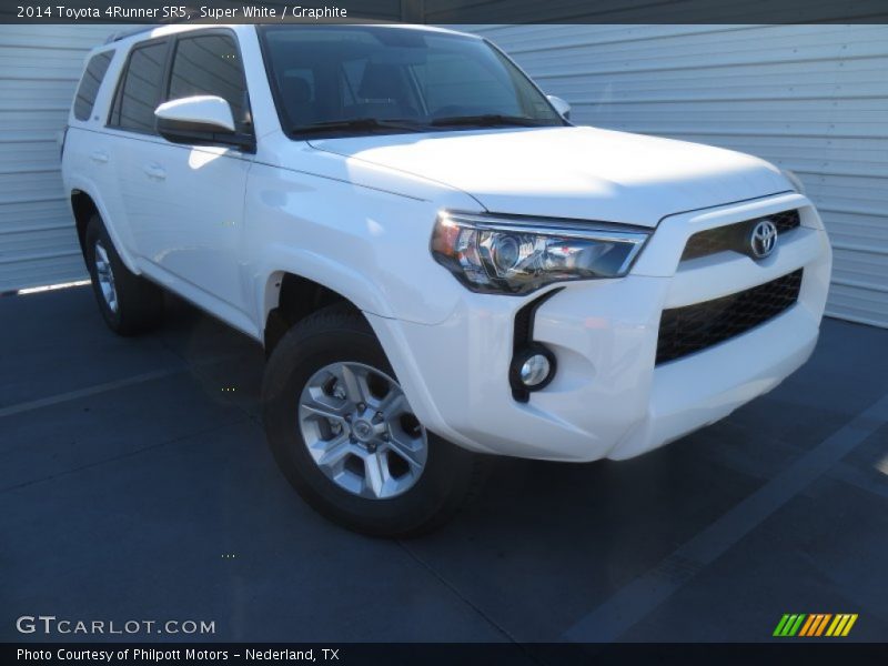 Super White / Graphite 2014 Toyota 4Runner SR5