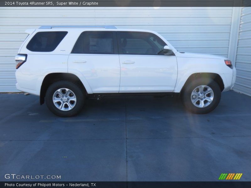 Super White / Graphite 2014 Toyota 4Runner SR5