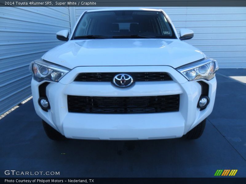 Super White / Graphite 2014 Toyota 4Runner SR5