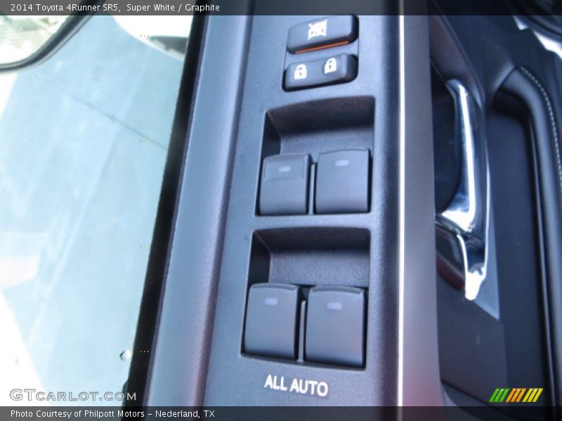 Super White / Graphite 2014 Toyota 4Runner SR5