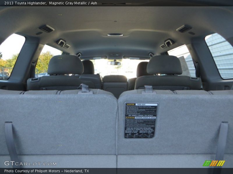 Magnetic Gray Metallic / Ash 2013 Toyota Highlander