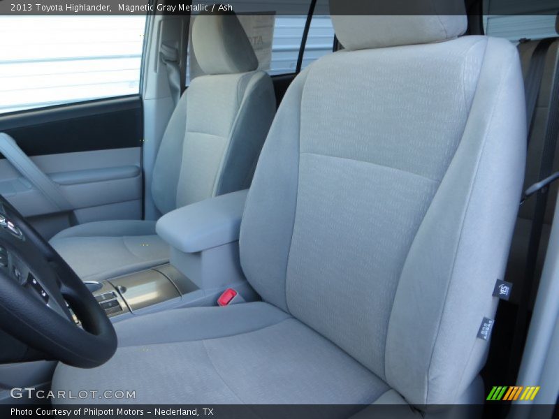 Magnetic Gray Metallic / Ash 2013 Toyota Highlander