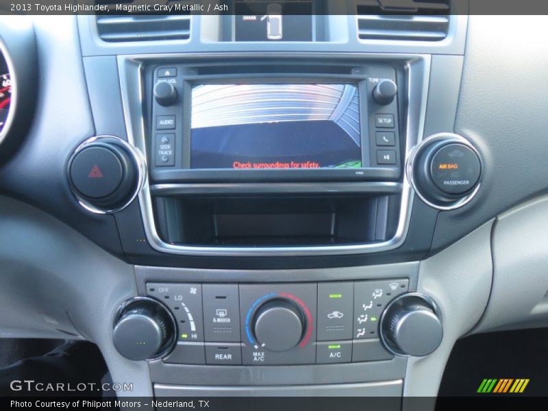 Magnetic Gray Metallic / Ash 2013 Toyota Highlander