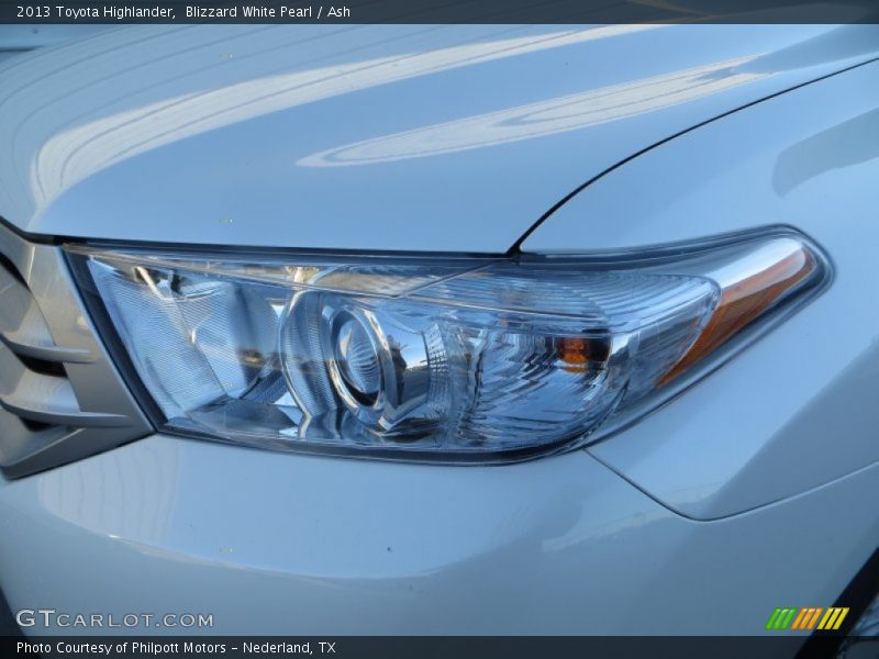 Blizzard White Pearl / Ash 2013 Toyota Highlander