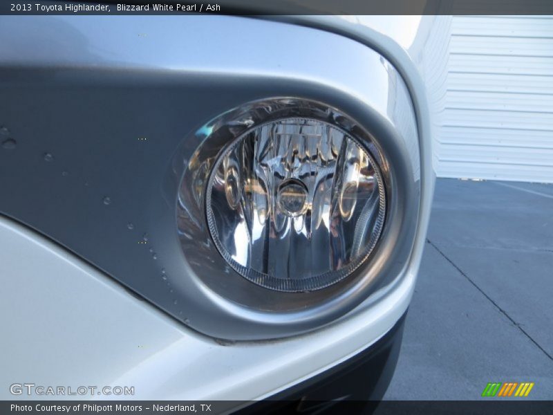 Blizzard White Pearl / Ash 2013 Toyota Highlander