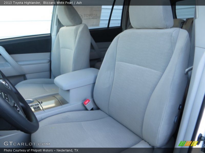 Blizzard White Pearl / Ash 2013 Toyota Highlander