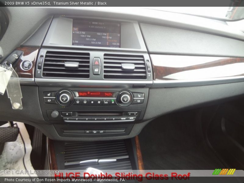 Titanium Silver Metallic / Black 2009 BMW X5 xDrive35d