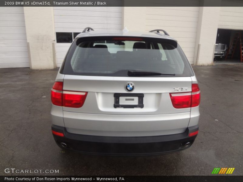 Titanium Silver Metallic / Black 2009 BMW X5 xDrive35d