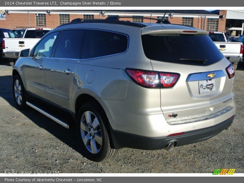Champagne Silver Metallic / Ebony 2014 Chevrolet Traverse LTZ