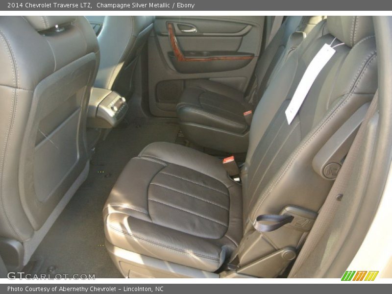 Champagne Silver Metallic / Ebony 2014 Chevrolet Traverse LTZ