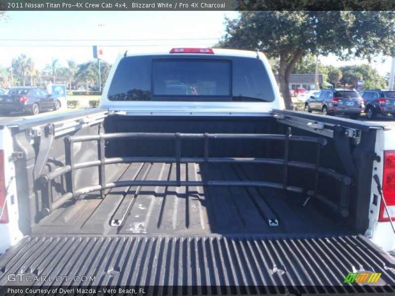 Blizzard White / Pro 4X Charcoal 2011 Nissan Titan Pro-4X Crew Cab 4x4