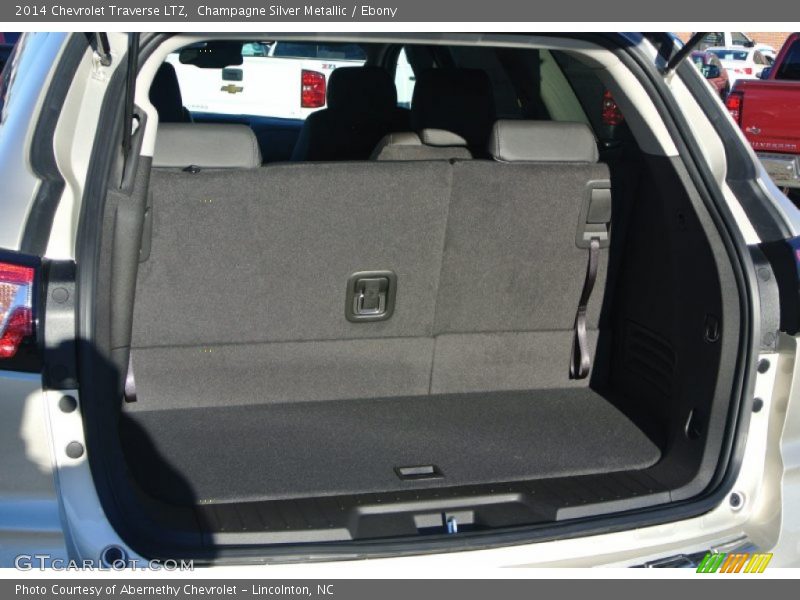 Champagne Silver Metallic / Ebony 2014 Chevrolet Traverse LTZ