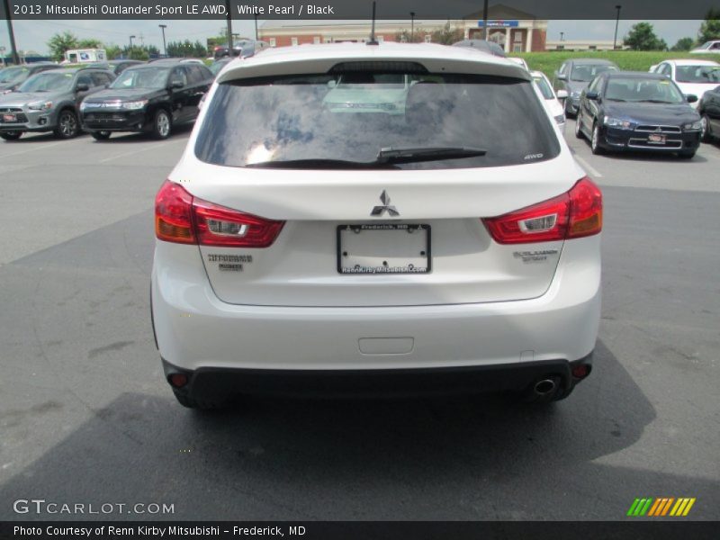 White Pearl / Black 2013 Mitsubishi Outlander Sport LE AWD