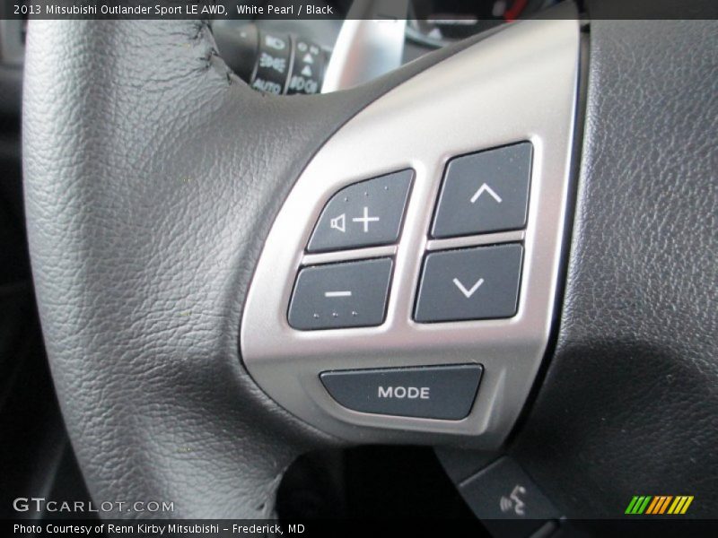 White Pearl / Black 2013 Mitsubishi Outlander Sport LE AWD
