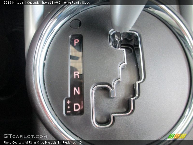 White Pearl / Black 2013 Mitsubishi Outlander Sport LE AWD