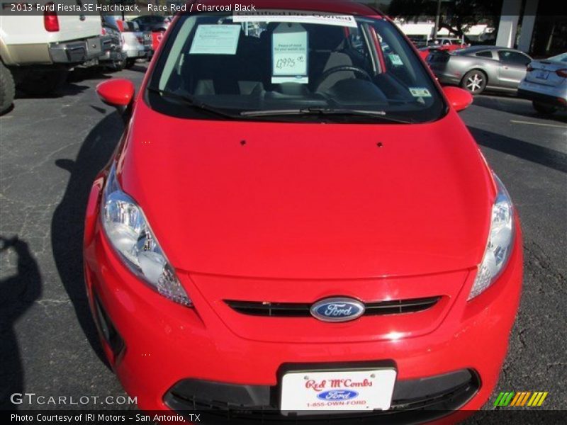 Race Red / Charcoal Black 2013 Ford Fiesta SE Hatchback