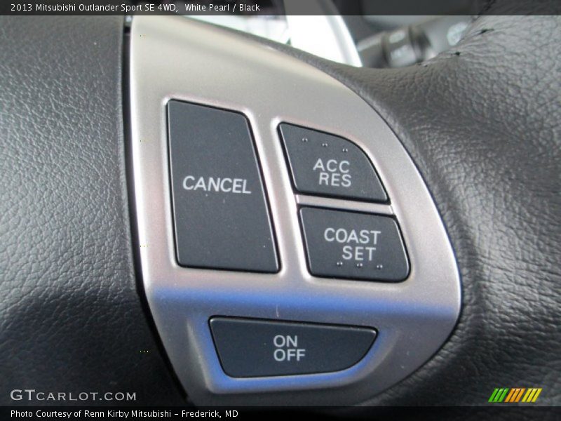 White Pearl / Black 2013 Mitsubishi Outlander Sport SE 4WD