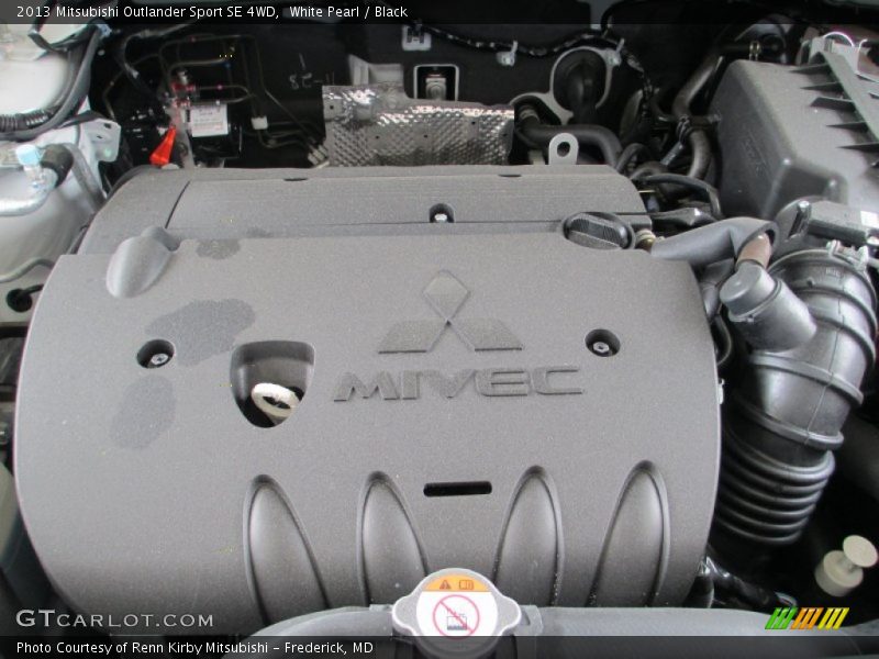 White Pearl / Black 2013 Mitsubishi Outlander Sport SE 4WD