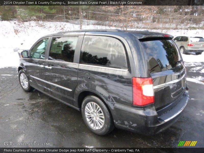 Brilliant Black Crystal Pearl / Black/Light Graystone 2014 Chrysler Town & Country Touring-L