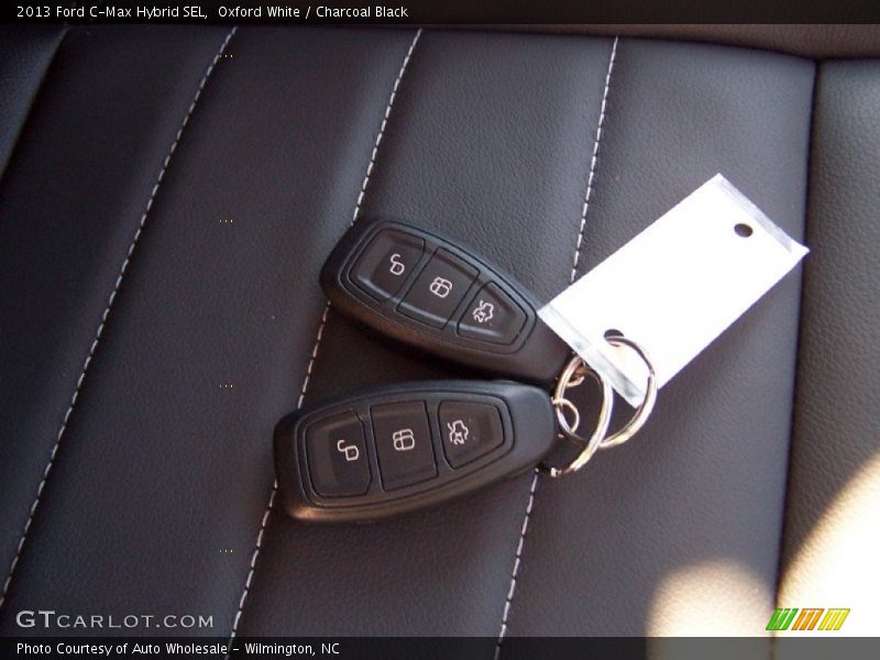 Oxford White / Charcoal Black 2013 Ford C-Max Hybrid SEL