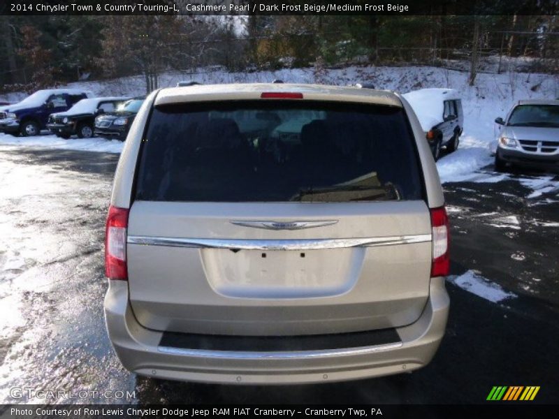 Cashmere Pearl / Dark Frost Beige/Medium Frost Beige 2014 Chrysler Town & Country Touring-L